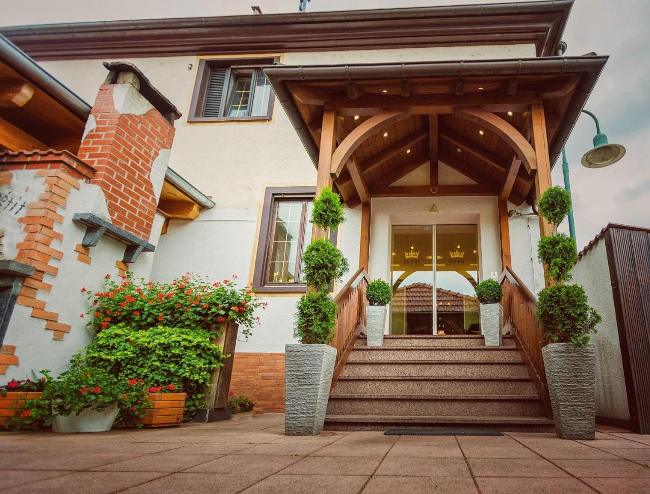 Hotel Krone Friesenheim  Dış mekan fotoğraf